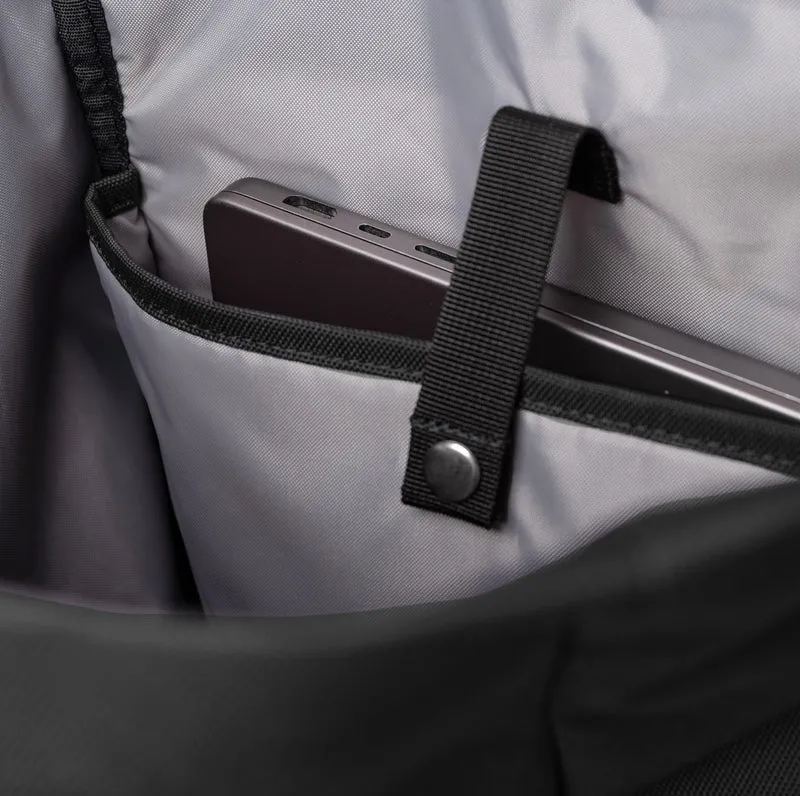 Sandqvist Icon Rolltop - Rucksack L 16" 65 cm erw. (black/ black with black leather)
