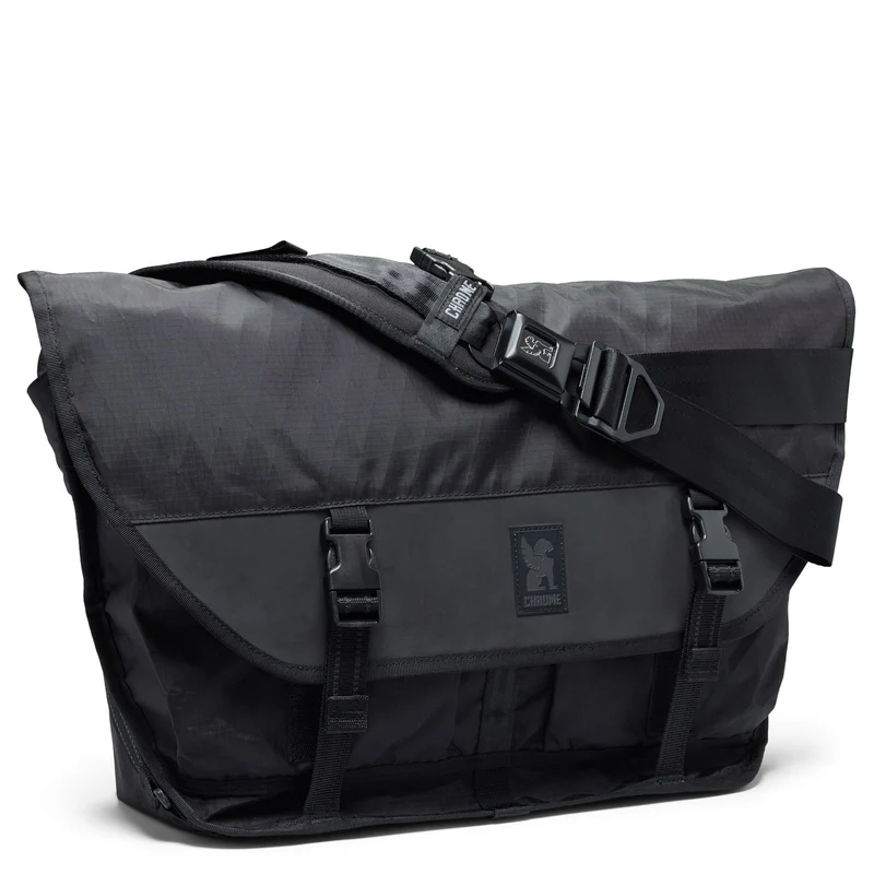 Chrome Citizen 24 - Umhängetasche 16" 58 cm (black XRF)