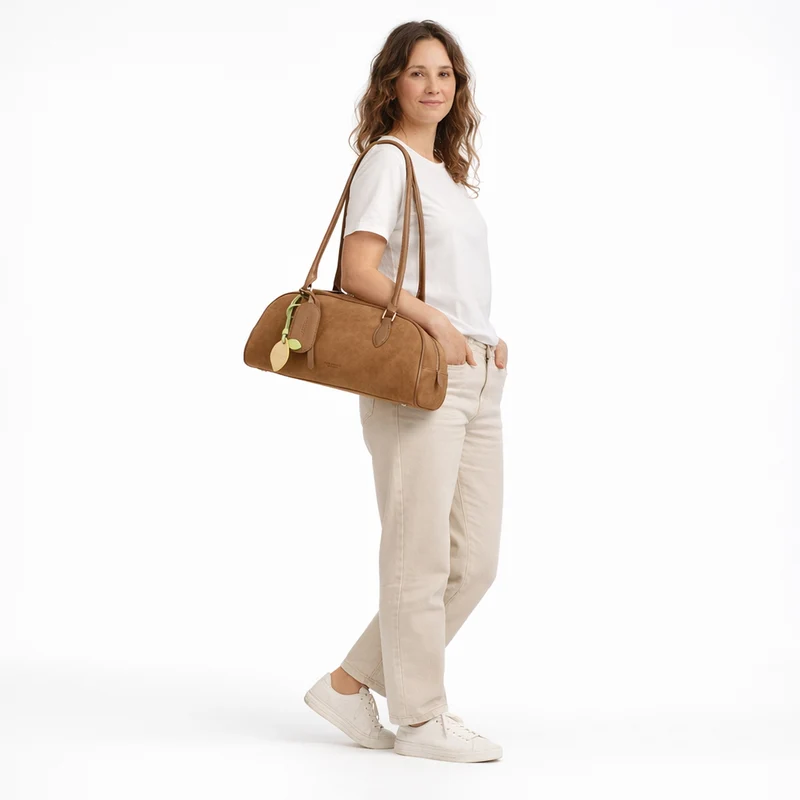 Seidenfelt Nibe - Schultertasche 39 cm (sweet caramel)