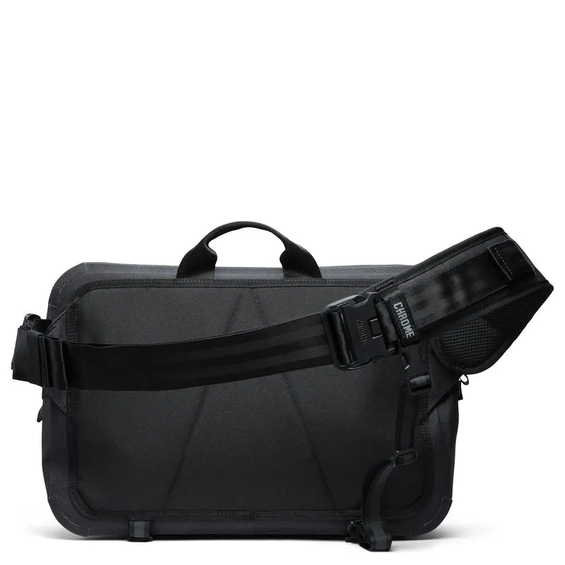 Chrome Kadet Max WP - Umhängetasche 15" 39.5 cm (black)