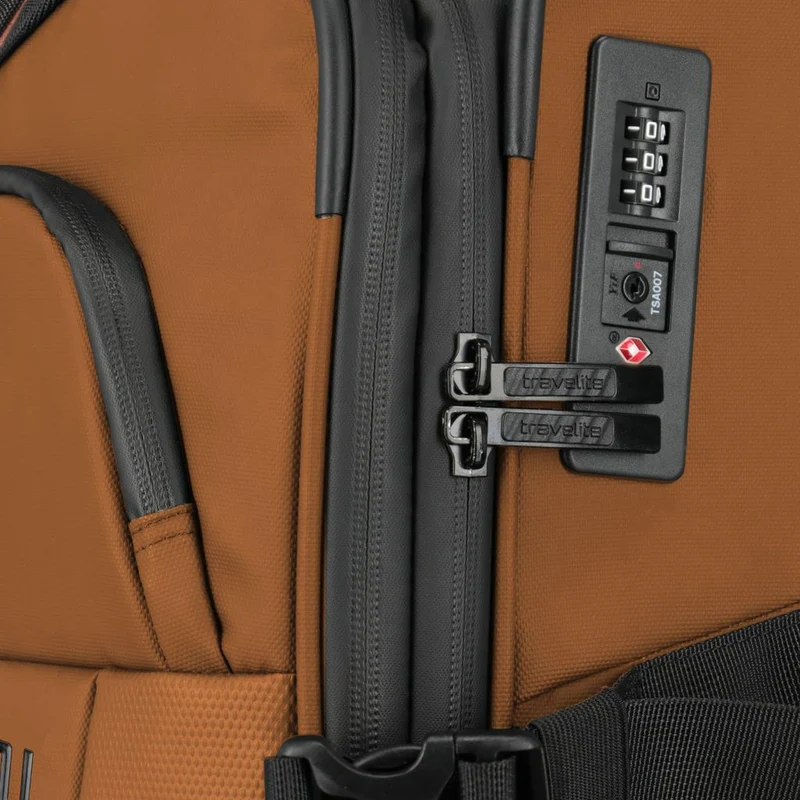 Travelite Briize - 4-Rollen-Kabinentrolley S 55 cm (curry)