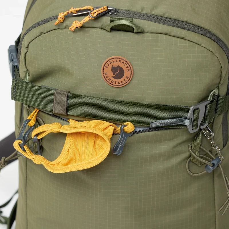 Fjällräven Bergtagen Touring 22 - Skirucksack 52 cm (laurel green/deep forest)