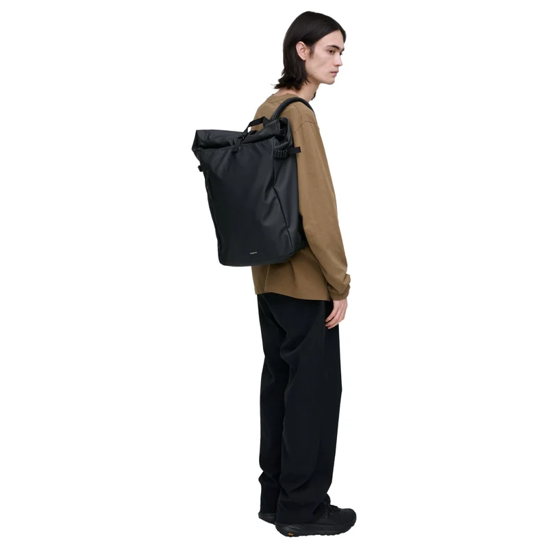 Sandqvist Stream Slim Rolltop - Rucksack 16" 65 cm (black)