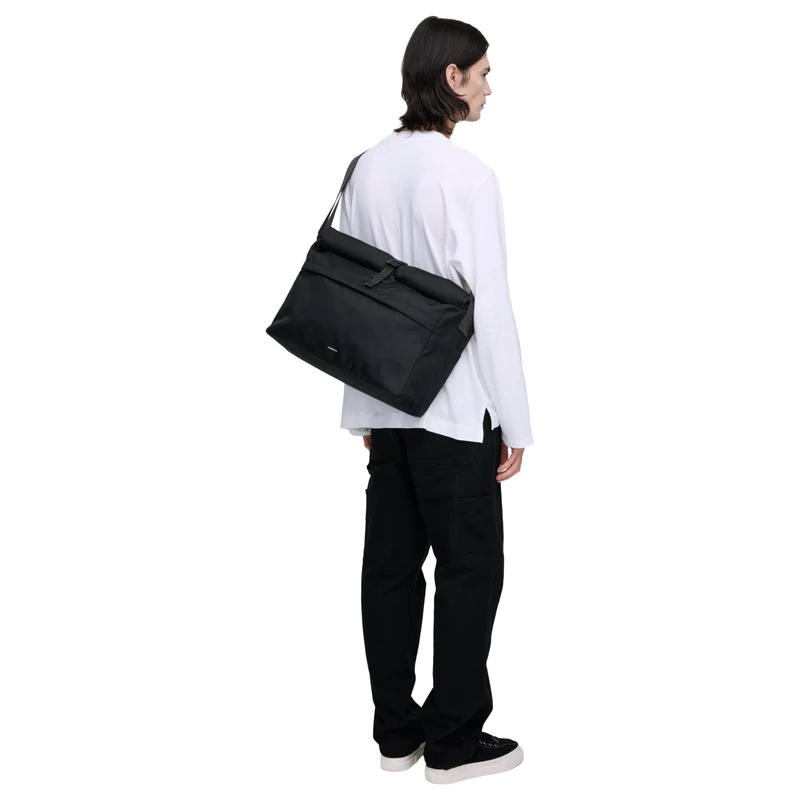 Sandqvist Icon Messenger Bag - Umhängetasche 14" 49 cm (black)