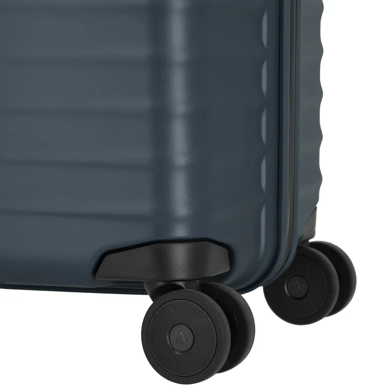TITAN UPGRADE - 4-Rollen-Trolley M+ 69 cm (midnight blue)